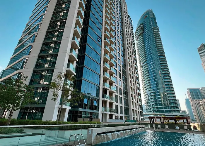Magnificent 4 Bedroom Apartment, Bellevue Tower