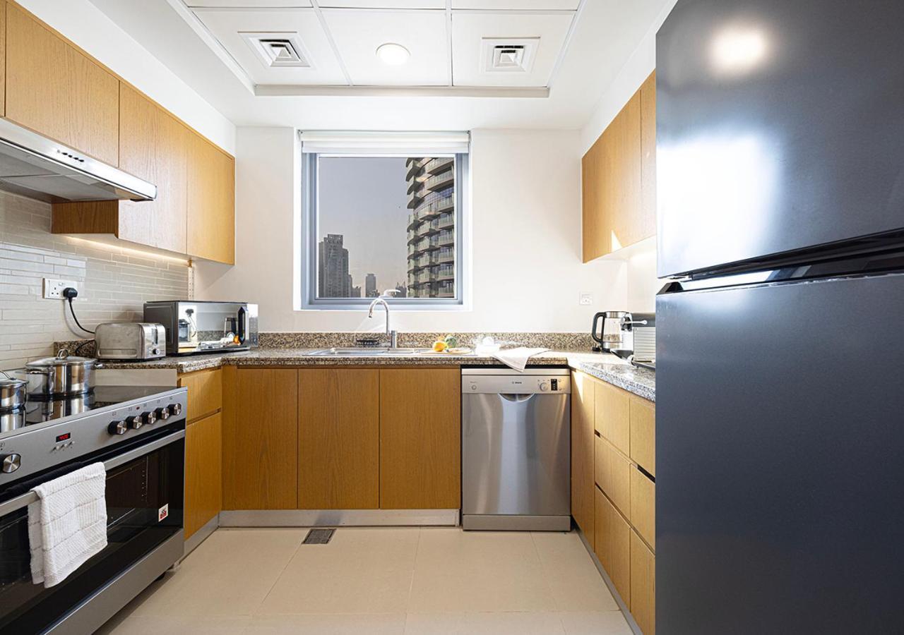 Magnificent 4 Bedroom Apartment, Bellevue Tower