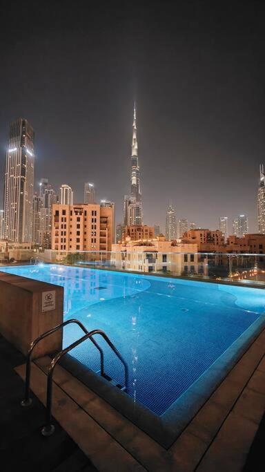 Magnificent 4 Bedroom Apartment, Bellevue Tower Apartment Dubai