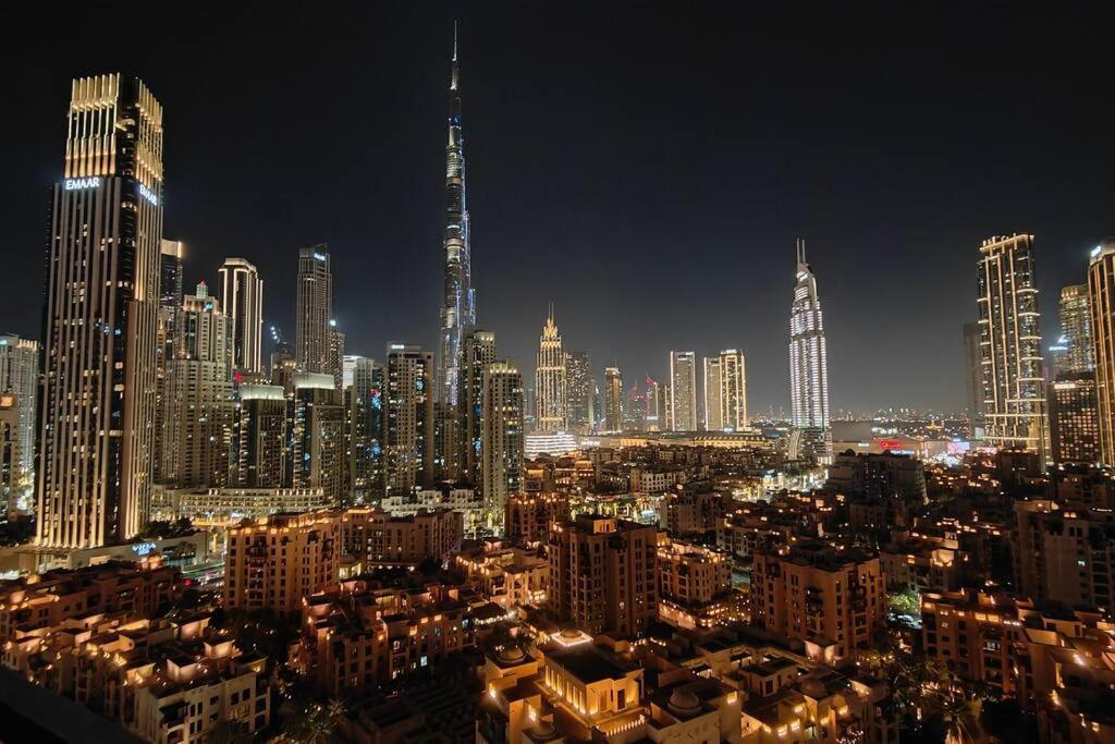 Magnificent 4 Bedroom Apartment, Bellevue Tower Apartment Dubai