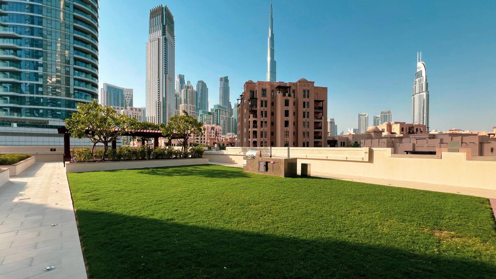 Magnificent 4 Bedroom Apartment, Bellevue Tower Apartment Dubai