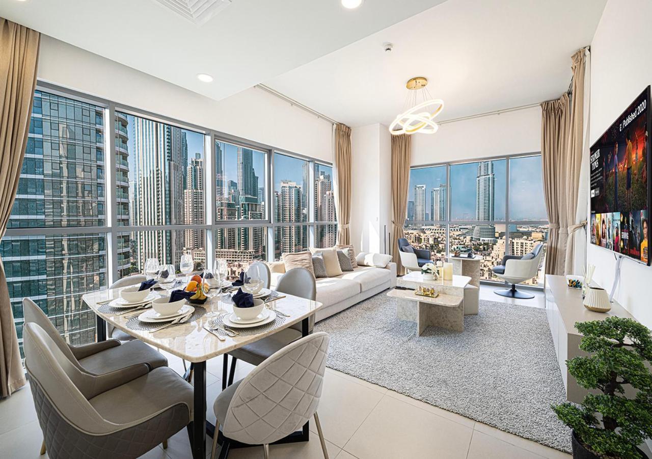 Magnificent 4 Bedroom Apartment, Bellevue Tower * Dubai